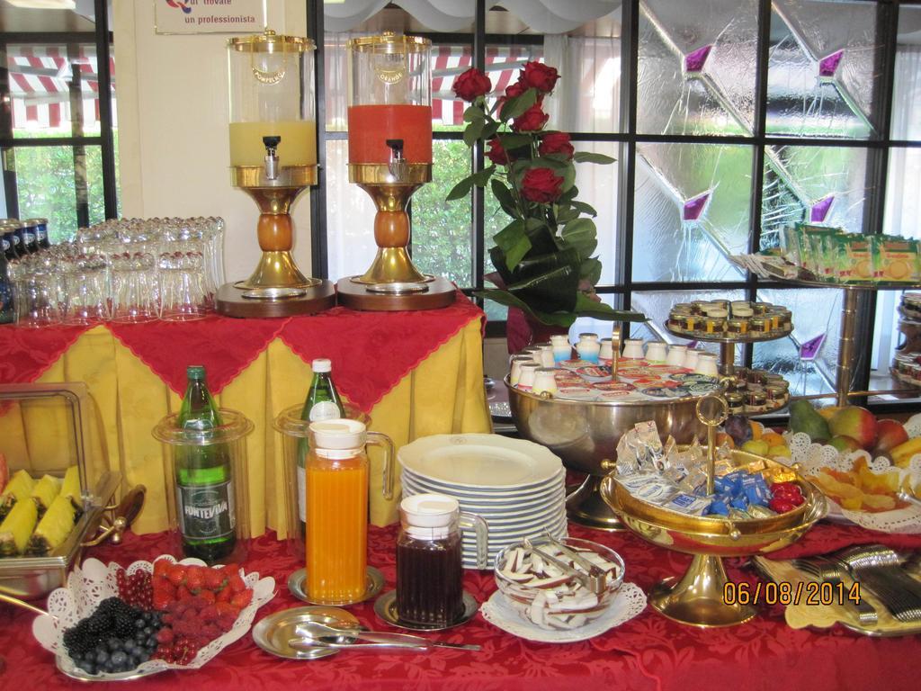 Hotel Matilde 마리나디마사 외부 사진
