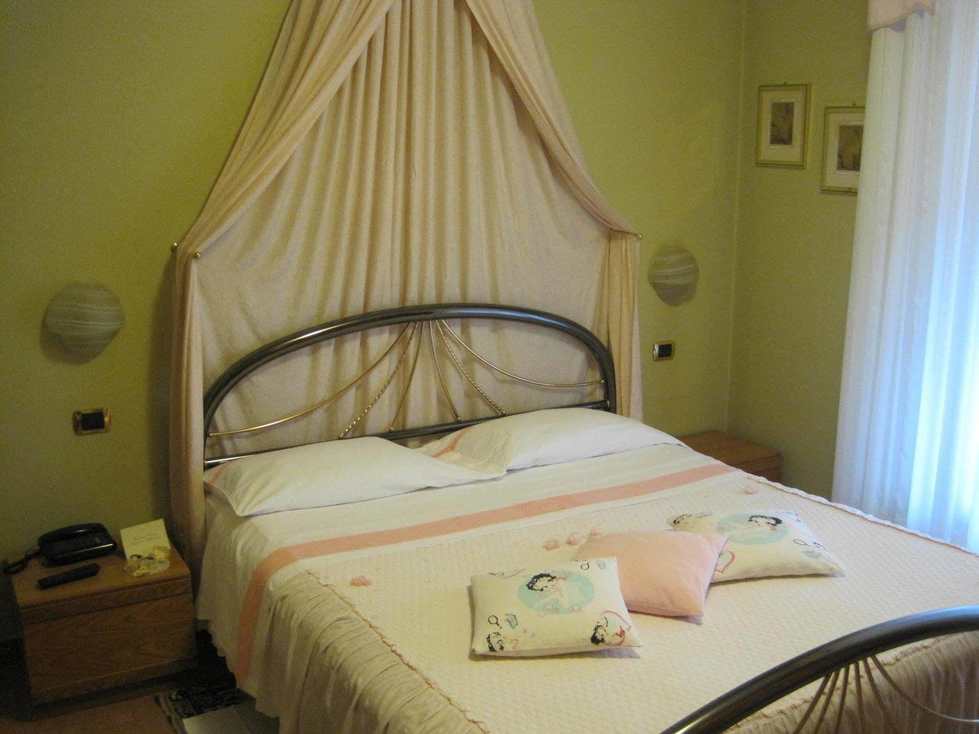 Hotel Matilde 마리나디마사 외부 사진