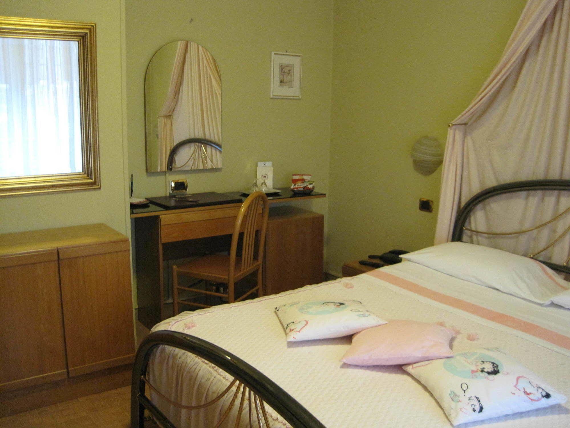 Hotel Matilde 마리나디마사 외부 사진