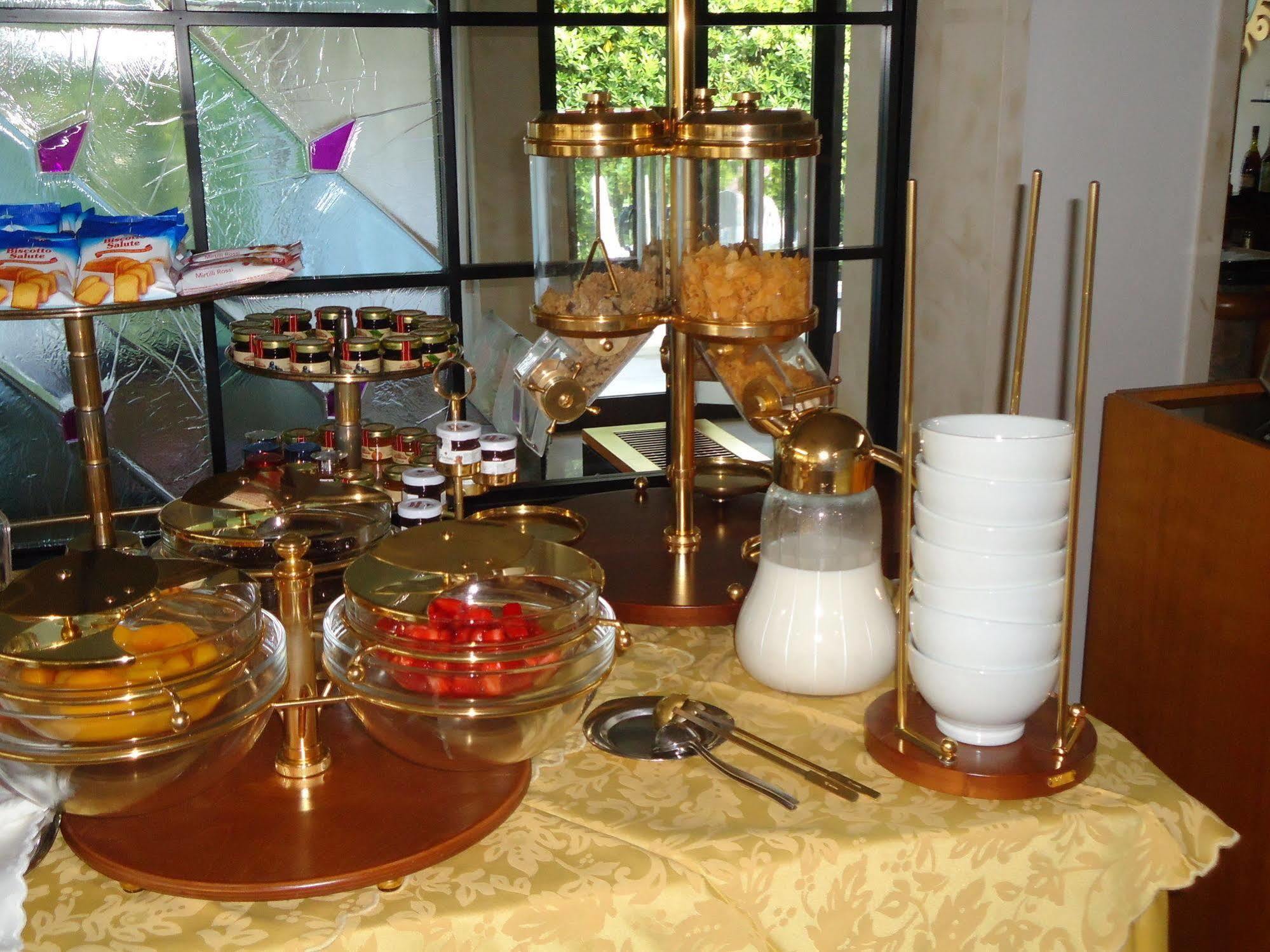 Hotel Matilde 마리나디마사 외부 사진